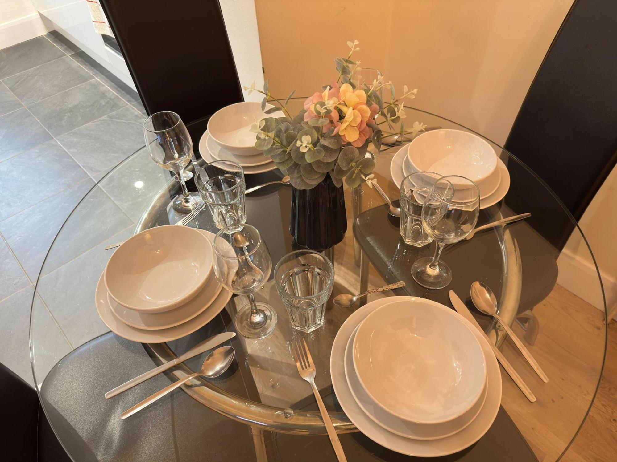 1-Bedroom Flat With Small Garden & Paid Parking In Finsbury Park, Highbury Londra Esterno foto